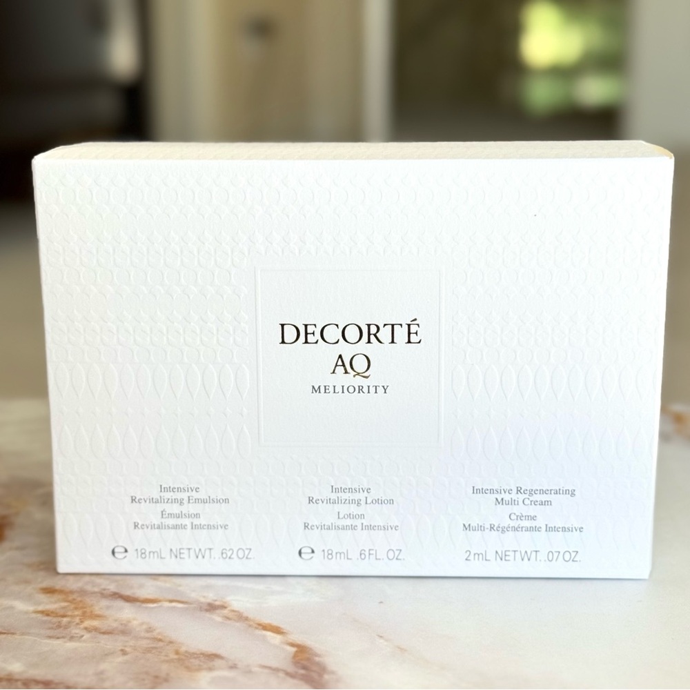 Decorte AQ Meliority Kit -Intensive Regenerating Multi Cream Revitalizing Lotion - Picture 5 of 6